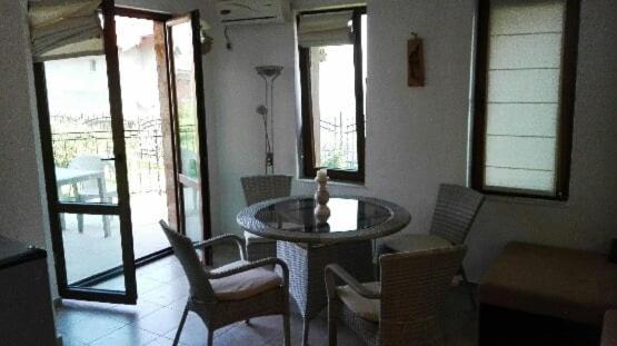 Apartmán Лилия Sozopol Exteriér fotografie